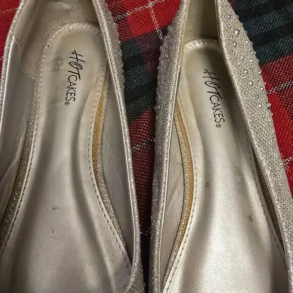 DONATING SOON 🚨Hotcakes rhinestone flats - Picture 2 of 7